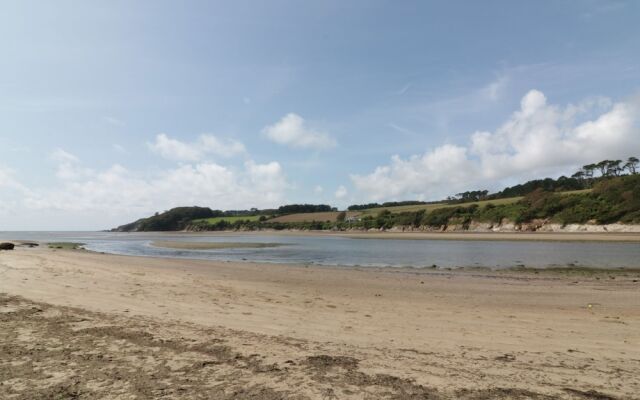 3 Rock Cottages