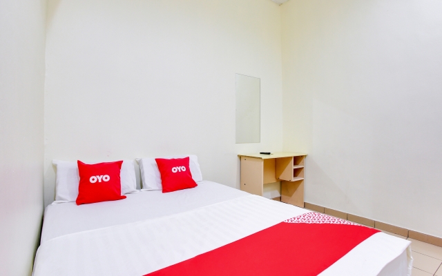 OYO 89656 Melati Hotel Nilai