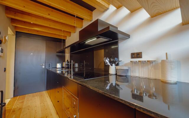 Elegant Downtown Apartment by Vacationy