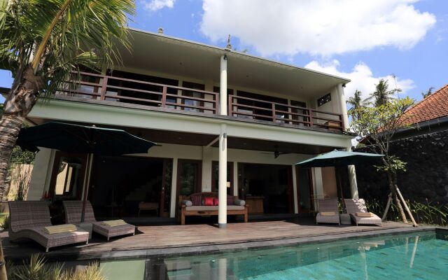 D'Legon Villas