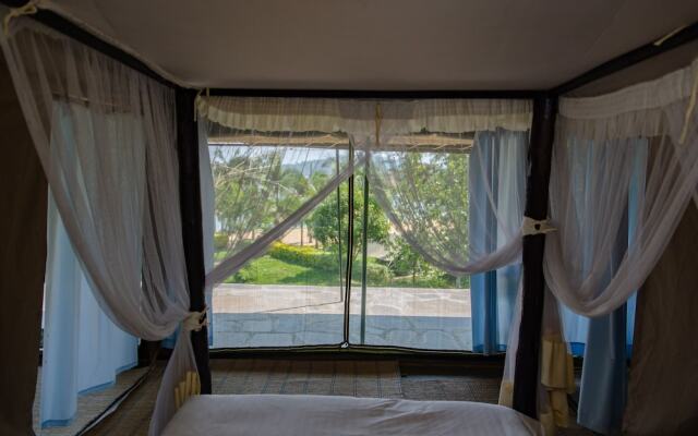Rushel Kivu Lodge