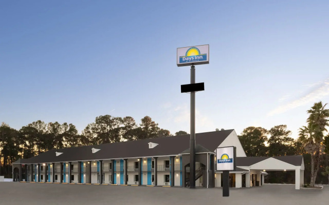 Days Inn by Wyndham Hardeeville Near Hilton Head