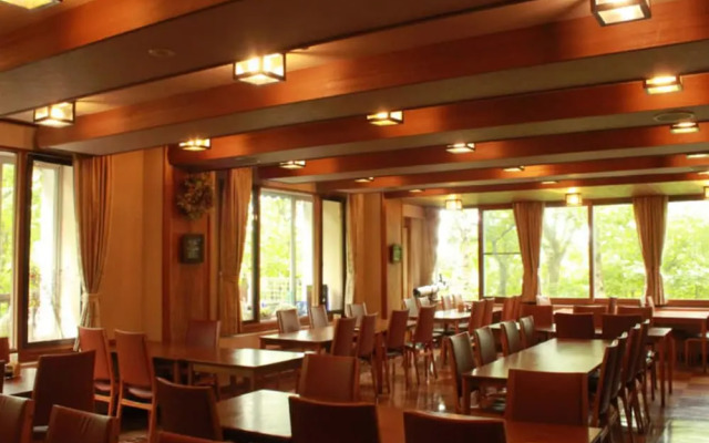 Hotel Astoria (Nagano)