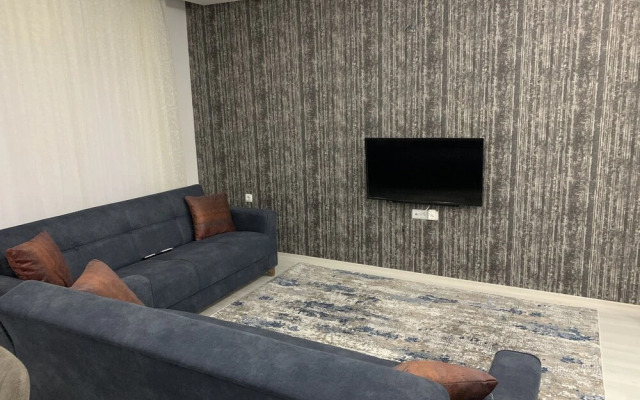 Aslan Apartments