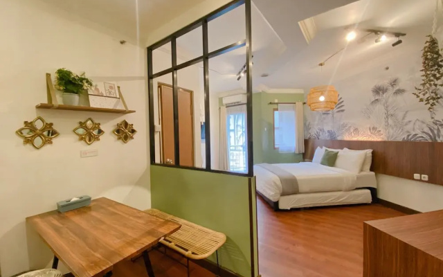 Youre.at - The Majesty Apartment – Guest Rooms – Bandung