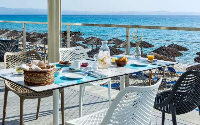 Ammon Zeus Luxury Beach Hotel