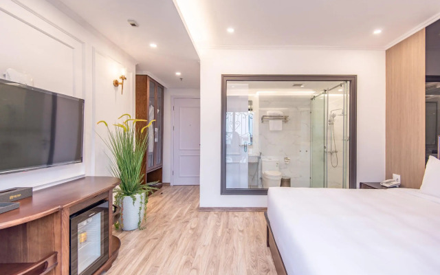 Reyna Luxury Hotel