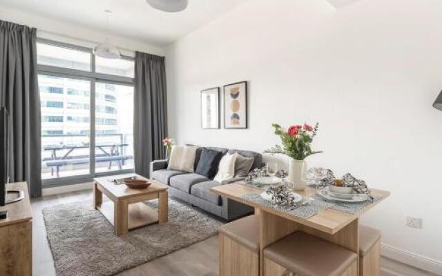 Marina Residence Tower B