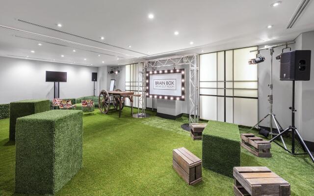 Paradox Sydney