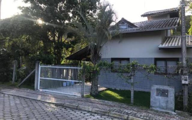 Casa Centro de Bombinhas