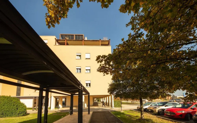 HouSmart San Lazzaro Salvo D'Acquisto 16