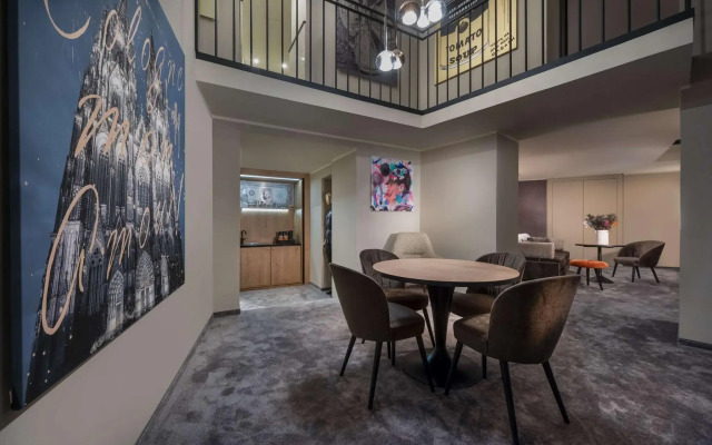 Wasserturm Hotel Cologne, Curio Collection by Hilton