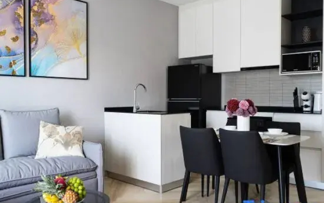 Spacious 1-Bedroom Apartment