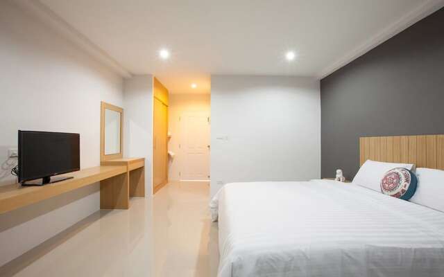 Pixel Hostel Phuket Airport