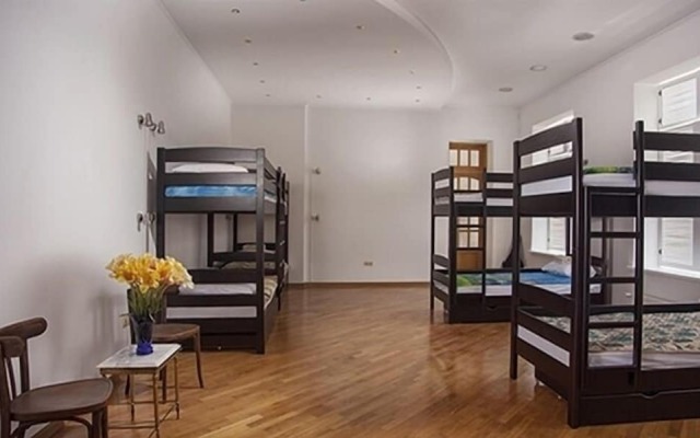 Хостел EstherHouse