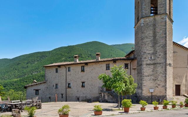 Rustic Mansion in Scheggino near Marmore Waterfalls