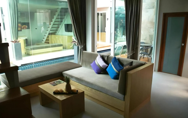 P10 Samui