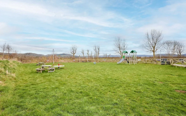 Host Stay Transporter Lodge