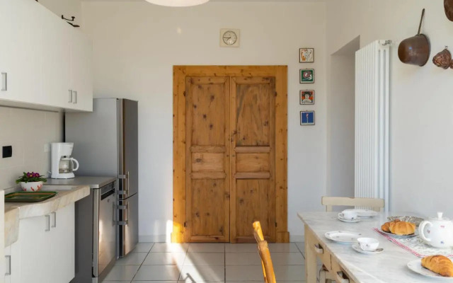 Apartment Giovanni - Dol116 by Interhome