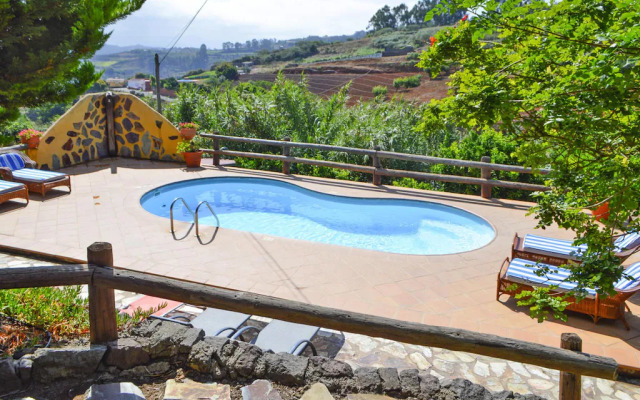 Apartment in Moya with communal pool