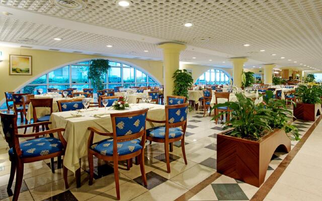 Aparthotel Holiday