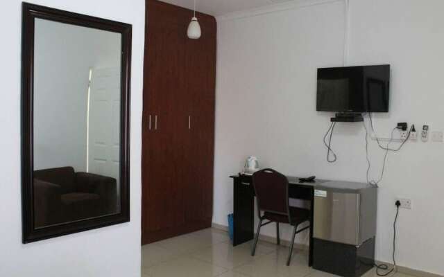 Overflow Guest House