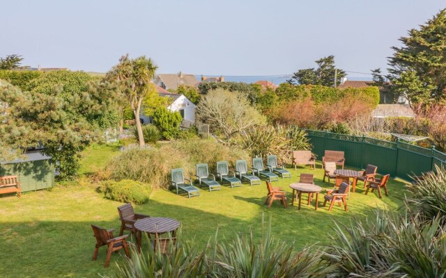 Yellow Sands Apartment 7