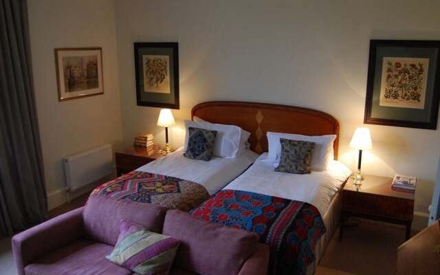 Heyford House Bed & Breakfast