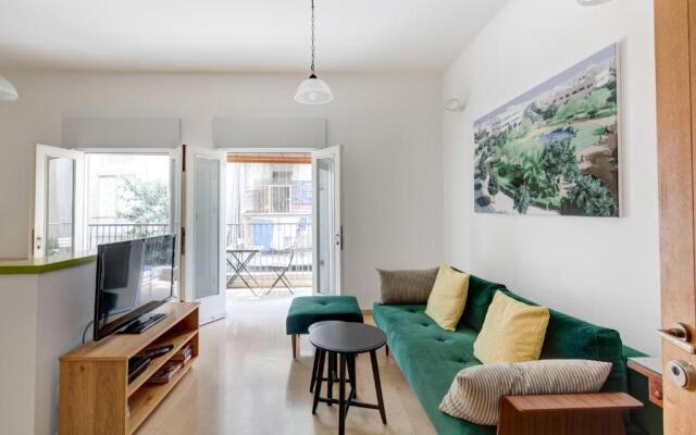 TLV2RENT Unique Dizengof Apartment