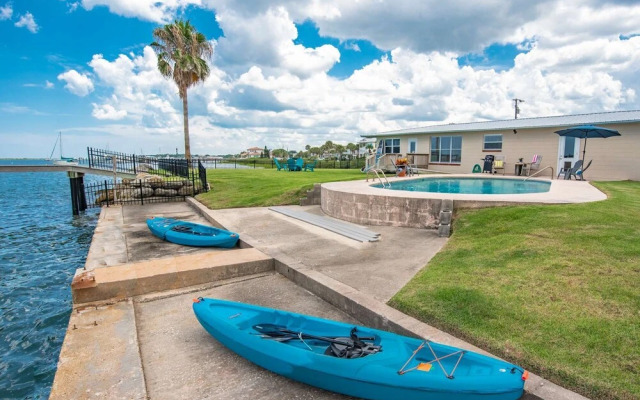 Davis Shores