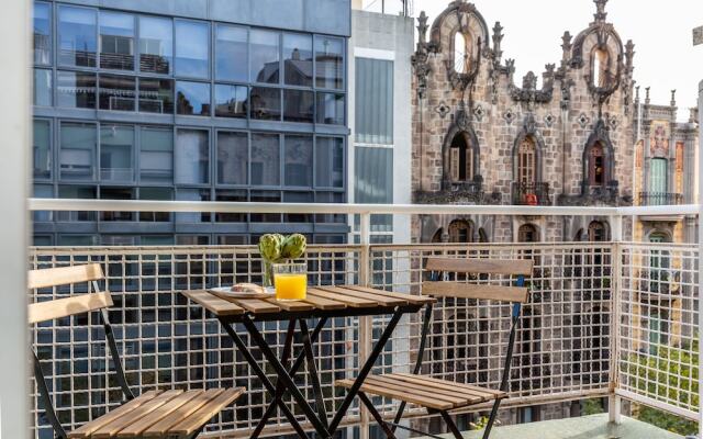 Ab Enric Granados Apartment