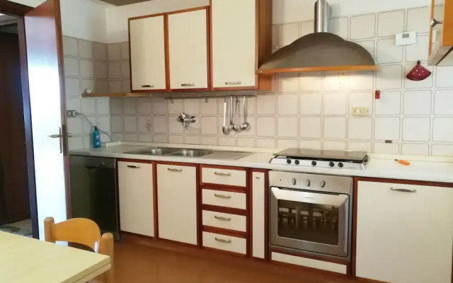 Villa Lina for 7 Persons Near the Beach