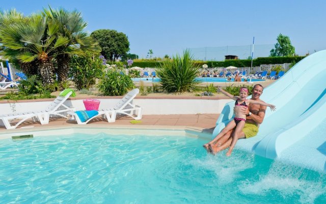 Apartment 4 5 People At Large, Child Friendly Park In The Port Bourgenay Vendee