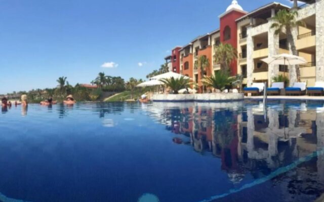 Paradise Family Suite at Cabo San Lucas