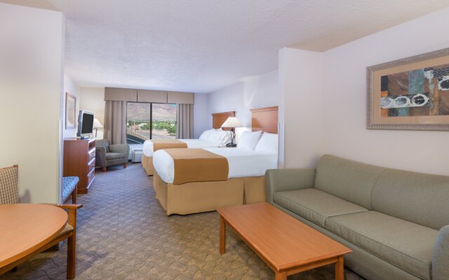 Holiday Inn Express Socorro, an IHG Hotel