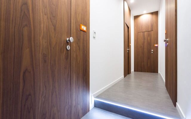 Starlight Luxury Suites