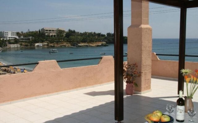 Thania Seaside Smotel - Adults Only