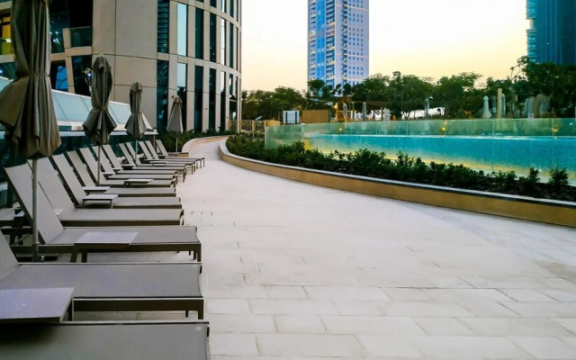 5 Apt in Architectural Marvel of Dubai