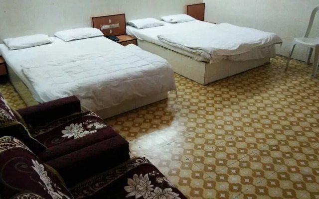 Hotel Meera
