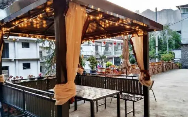 Bihai Guest House