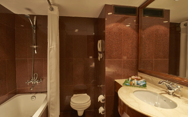 Club Mahindra White Meadows Manali