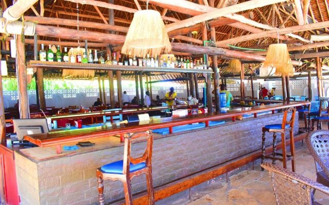 Reef Hotel