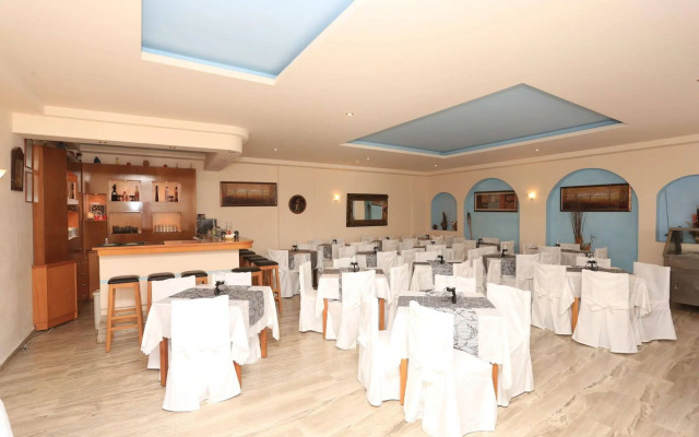 Anthoula Village Hotel