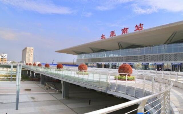 Hua Zhong Hotel