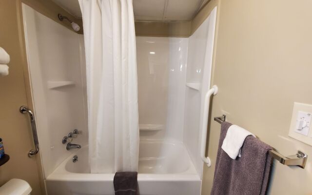 River Country Motor Lodge