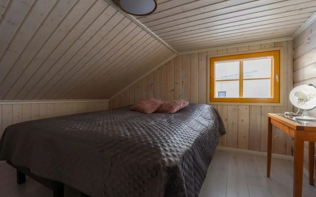 Villaroosa Hyv l Nkyl