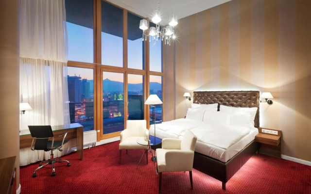 Pytloun City Boutique Self Check-in Hotel