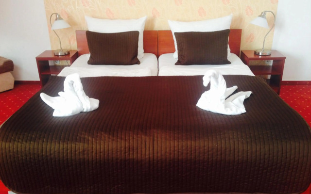 Canada Hotel