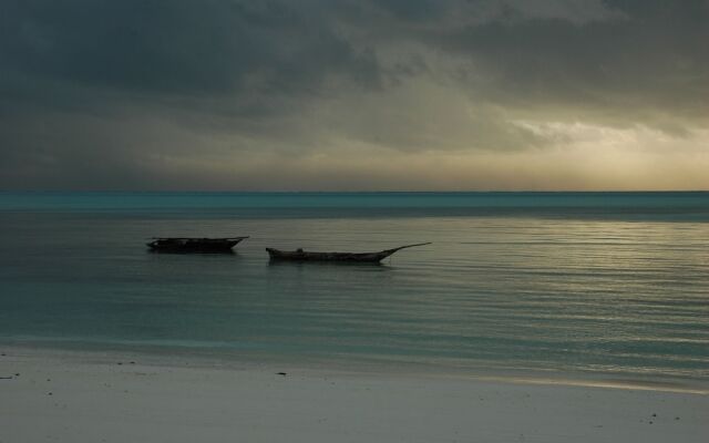 Jambiani White Sands Beach Bungalows