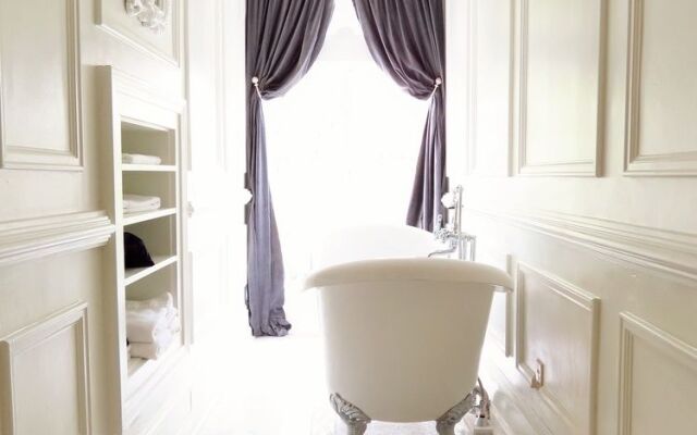 The Twelve Oaks Bed & Breakfast